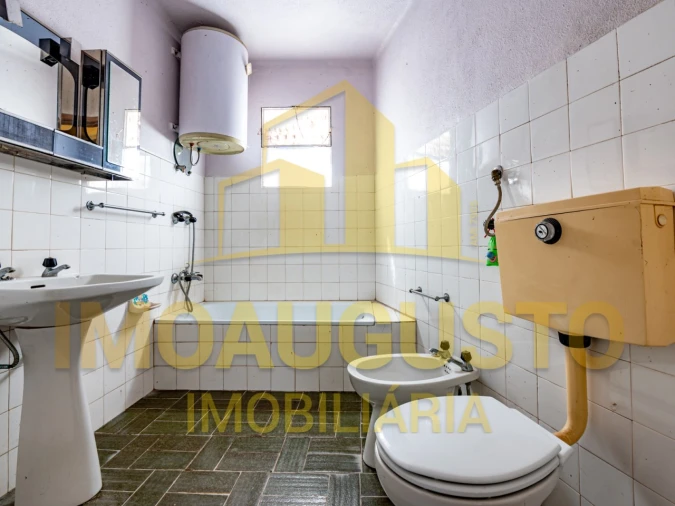 Moradia T3 para Venda em Valdujo Foto 8