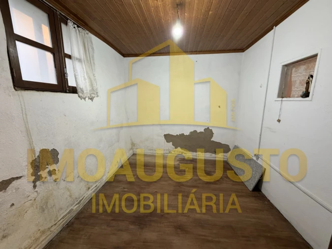 Moradia T3 para Venda em Pala Foto 11