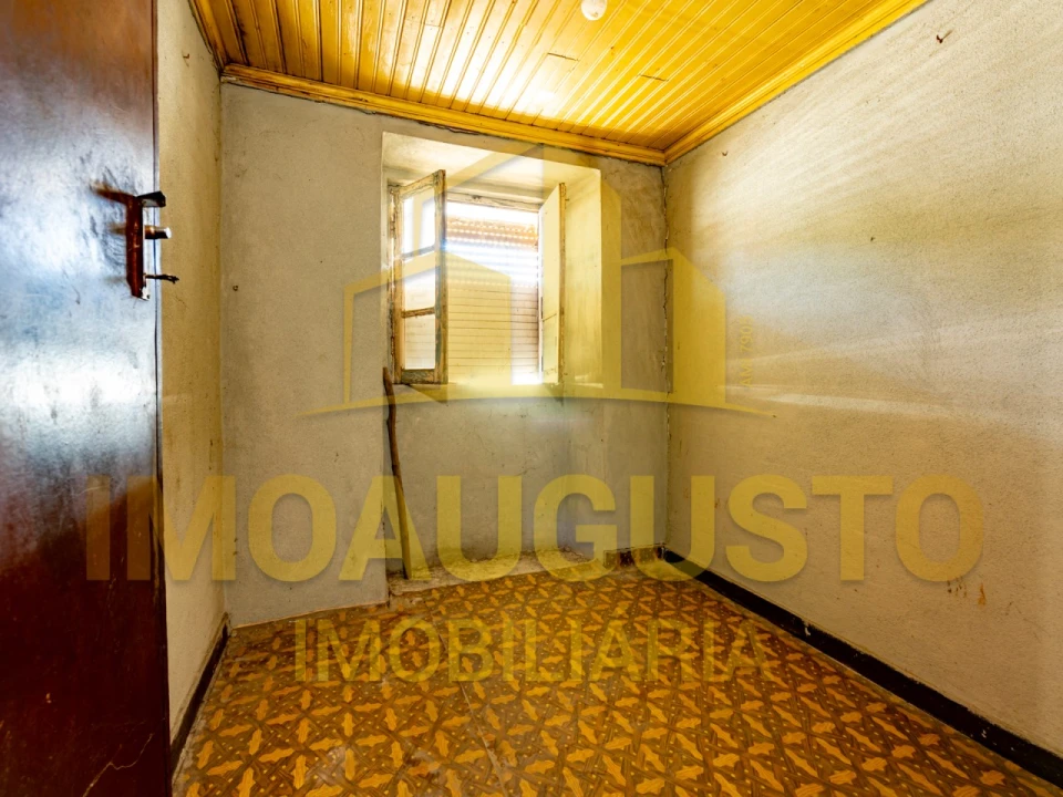 Moradia T3 para Venda em Lamegal Foto 7