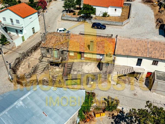 Moradia T3 para Venda em Lamegal Foto 2