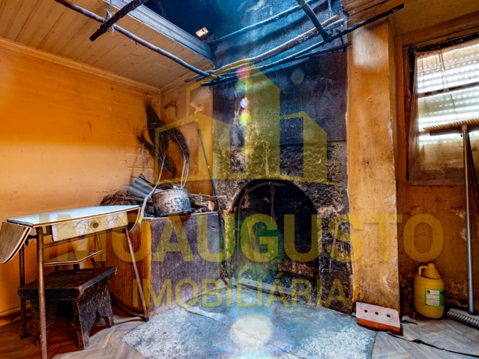 Moradia T3 para Venda em Lamegal Foto 12