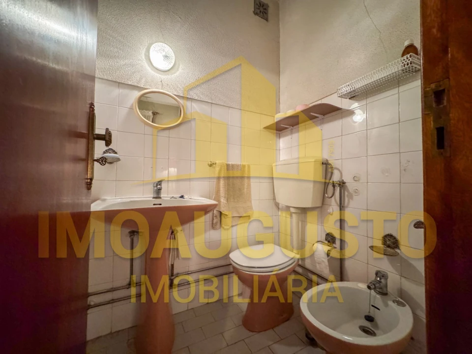 Apartamento T3 para Venda em Guarda Foto 7