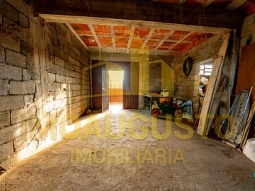 Moradia T5 para Venda em Vascoveiro