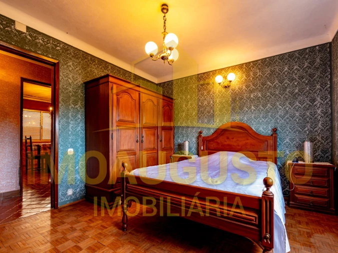 Moradia T5 para Venda em Vascoveiro Foto 8