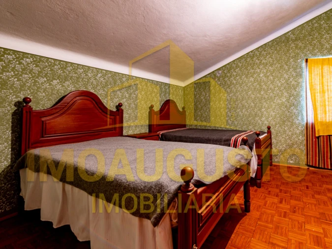 Moradia T5 para Venda em Vascoveiro Foto 14