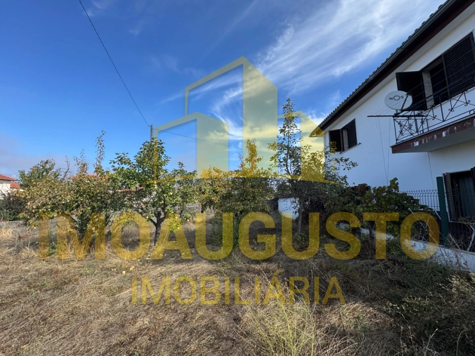 Moradia T4 para Venda em Lajeosa e Forcalhos Foto 26