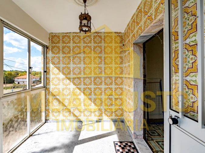 Moradia T4 para Venda em Lajeosa e Forcalhos Foto 16