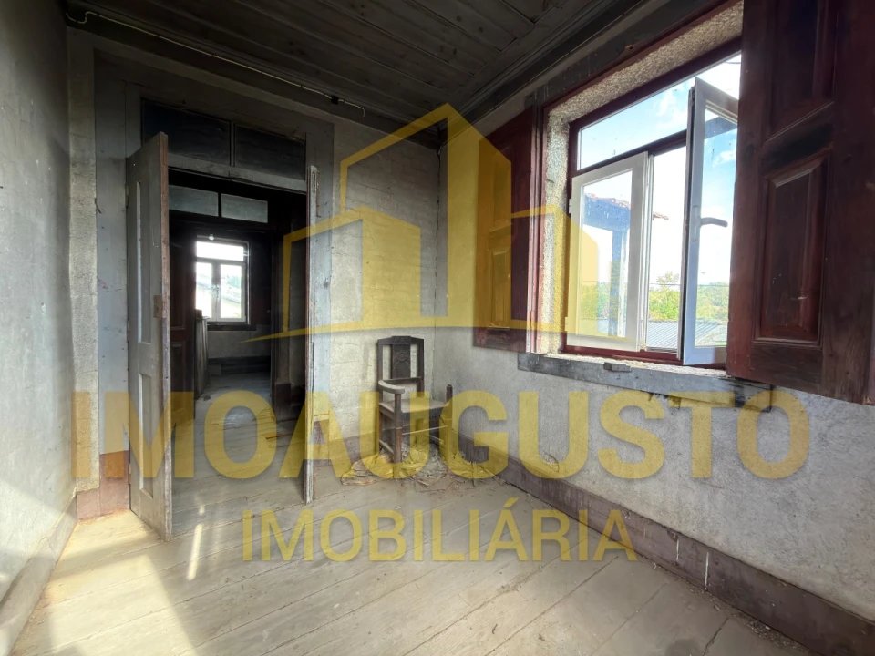 Moradia T4 para Venda em Tourais e Lajes Foto 14