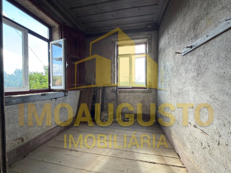 Moradia T4 para Venda em Tourais e Lajes Foto 15