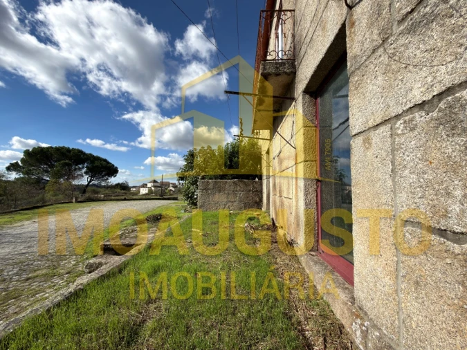 Moradia T4 para Venda em Tourais e Lajes Foto 5