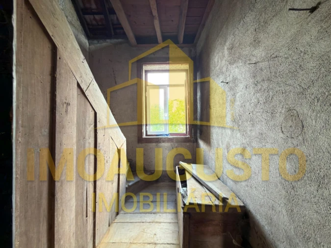 Moradia T4 para Venda em Tourais e Lajes Foto 17