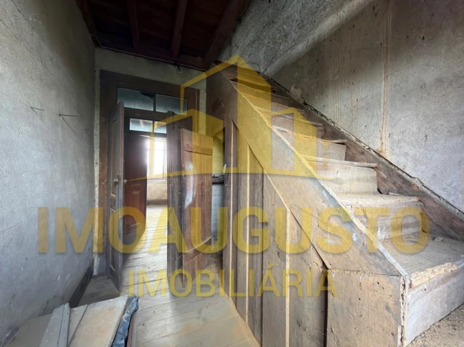 Moradia T4 para Venda em Tourais e Lajes Foto 18