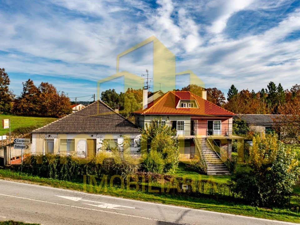 Moradia T5 para Venda em Quintas de São Bartolomeu Foto 2