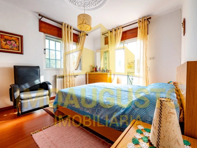 Moradia T5 para Venda em Quintas de São Bartolomeu Foto 7