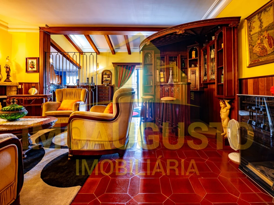 Moradia T6 para Venda em Souto Foto 15