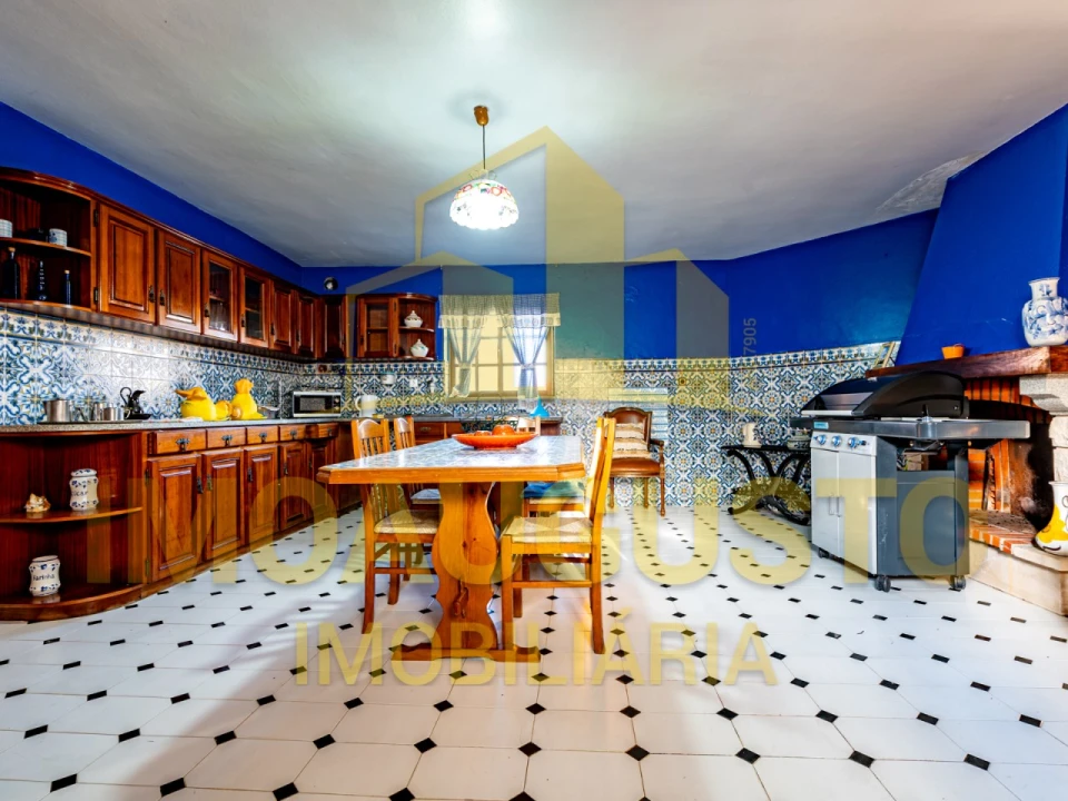 Moradia T6 para Venda em Souto Foto 40