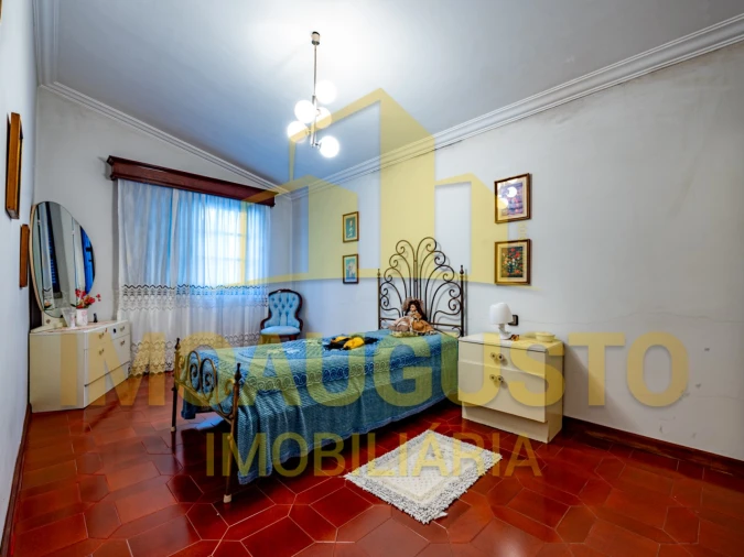 Moradia T6 para Venda em Souto Foto 33