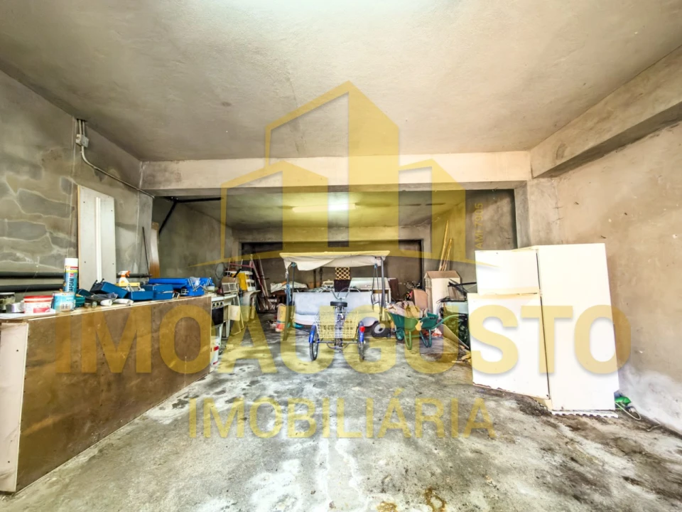 Moradia T3 para Venda em Vila Boa Foto 16