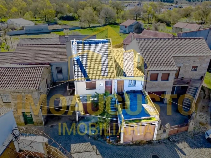 Moradia T3 para Venda em Vila Boa Foto 1