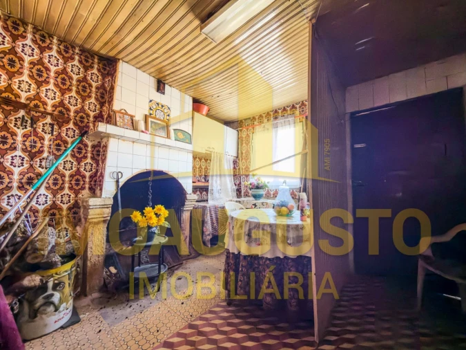 Moradia T3 para Venda em Vila Boa Foto 10