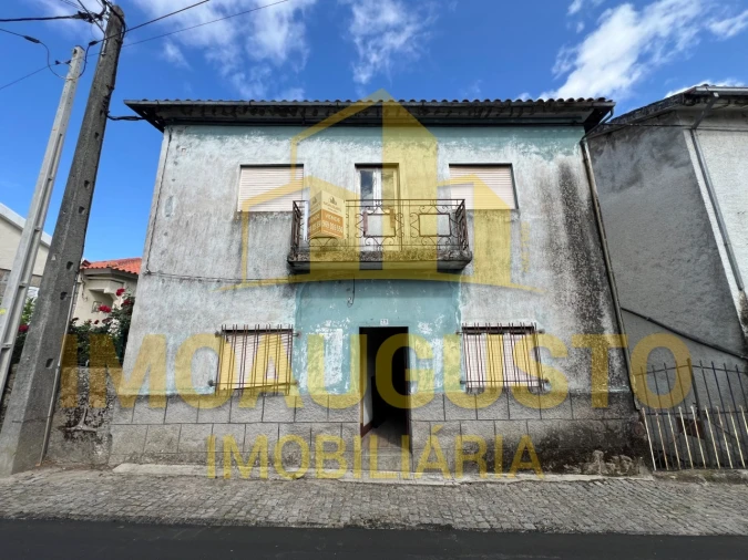 Moradia T4 para Venda em Ribamondego Foto 2