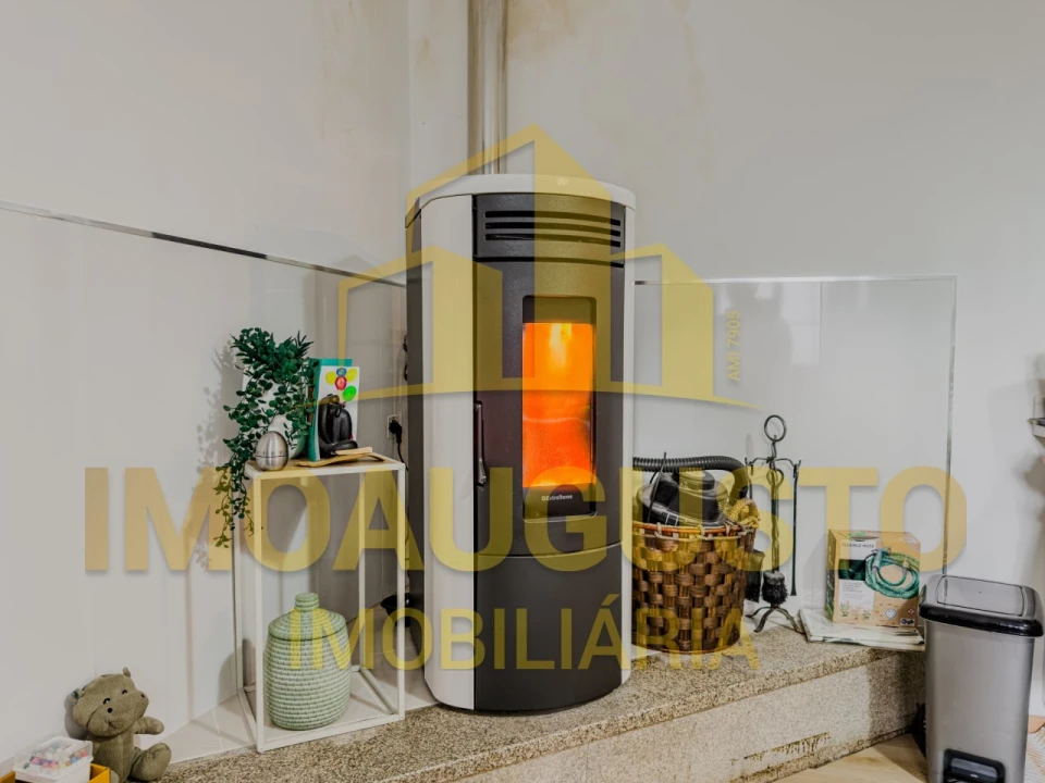 Moradia T3 para Venda em Guarda Foto 20