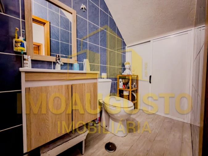 Moradia T3 para Venda em Guarda Foto 8