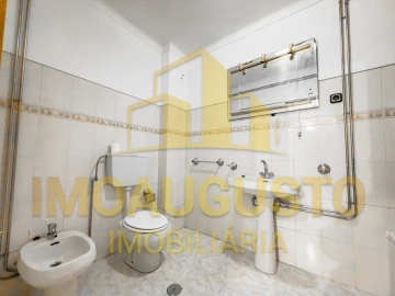 Moradia T3 para Venda em Guarda
