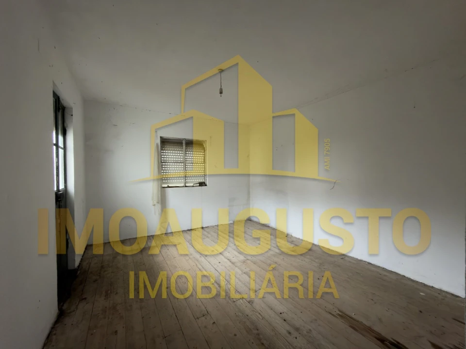 Moradia T4 para Venda em Cinco Vilas e Reigada Foto 8