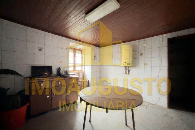 Moradia T4 para Venda em Cinco Vilas e Reigada Foto 4