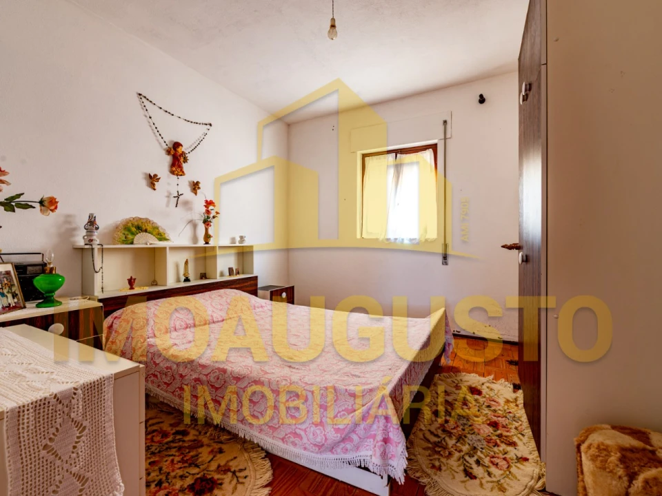 Moradia T3 para Venda em Pinhel Foto 14