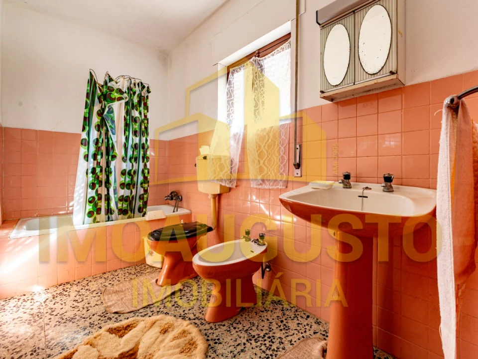 Moradia T3 para Venda em Pinhel Foto 16