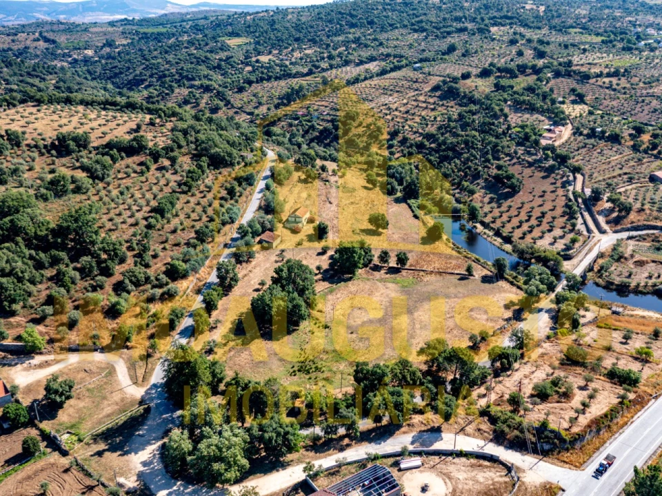 Moradia T3 para Venda em Pinhel Foto 28