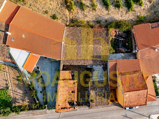 Moradia T4 para Venda em Almeida Foto 10