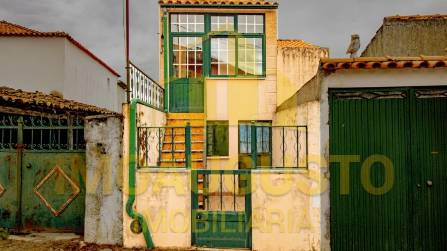 Moradia T3 para Venda em Cinco Vilas e Reigada
