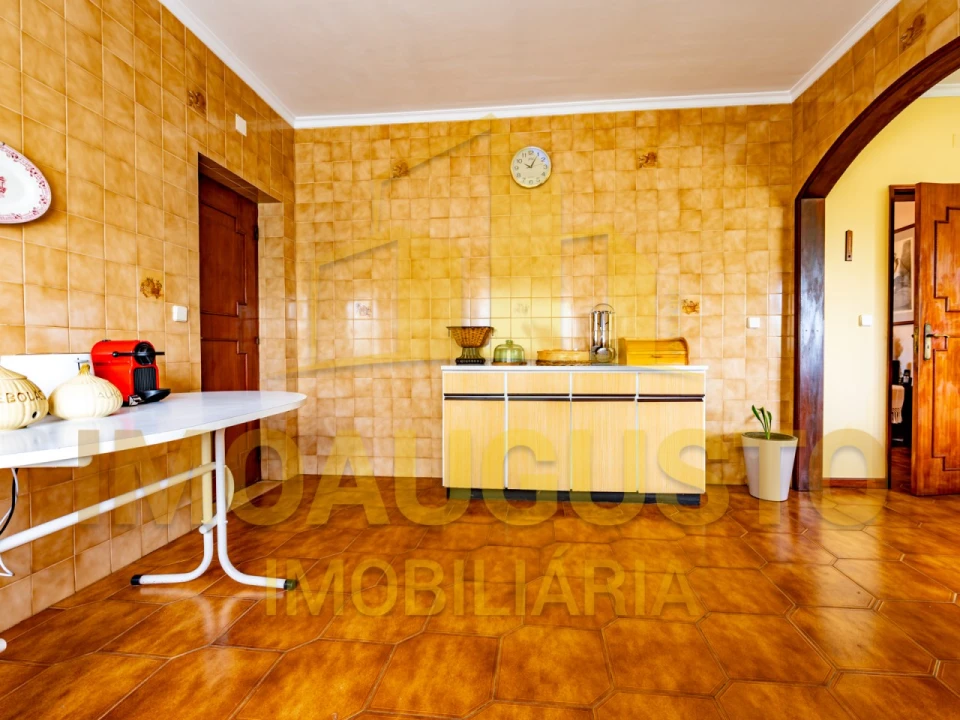 Moradia T4 para Venda em Santa Comba Foto 7