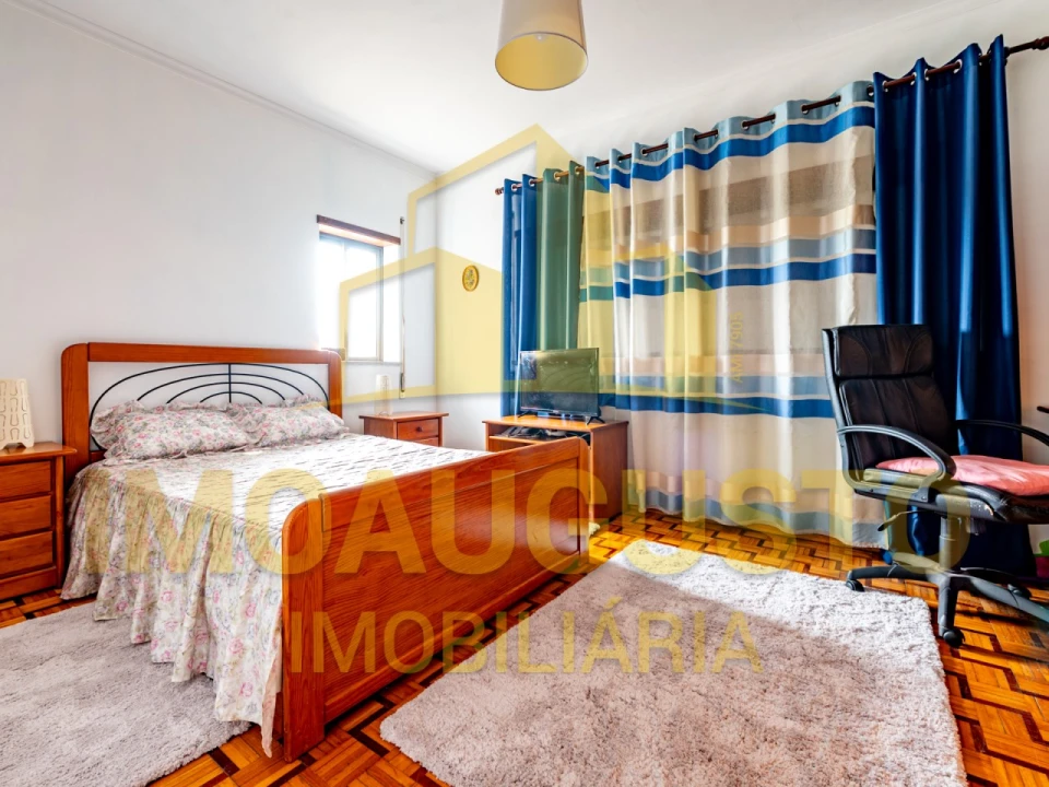 Moradia T4 para Venda em Santa Comba Foto 18