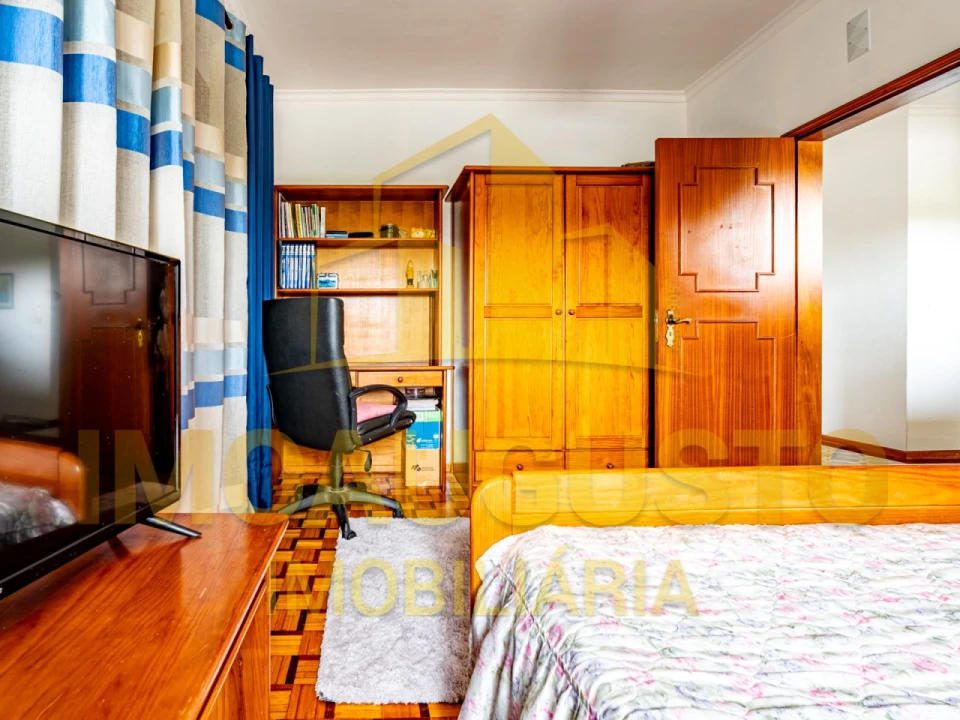 Moradia T4 para Venda em Santa Comba Foto 19