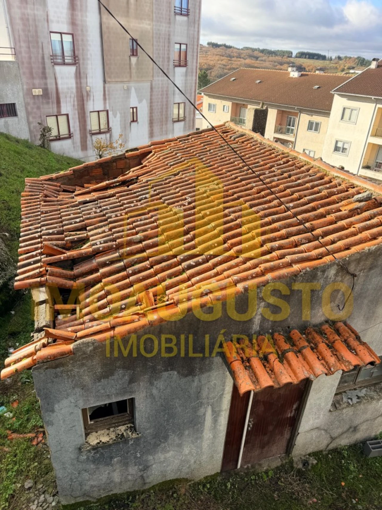 Moradia T3 para Venda em Guarda Foto 2