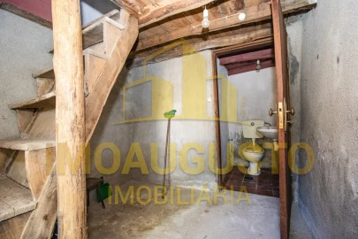 Moradia para Venda em Tamanhos