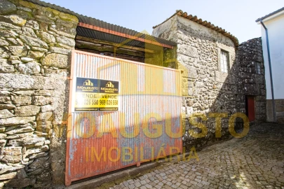 Moradia para Venda em Tamanhos
