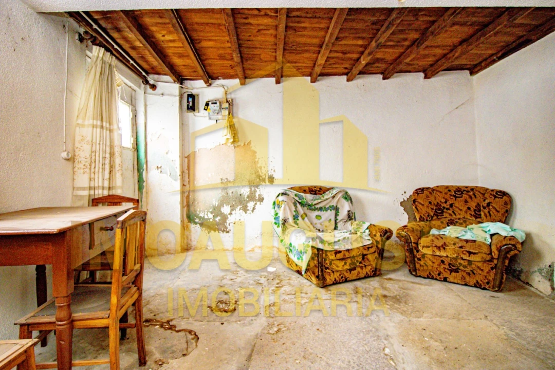 Moradia T2 para Venda em Escalhão Foto 2