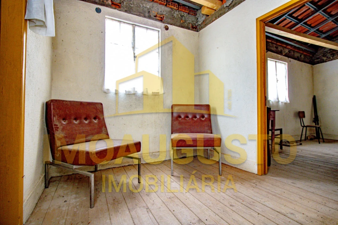 Moradia T2 para Venda em Escalhão Foto 6