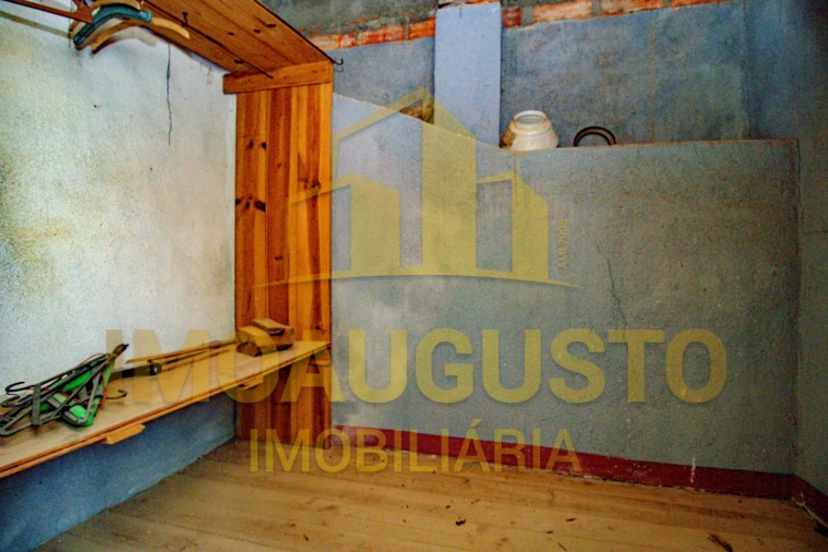 Moradia T2 para Venda em Escalhão Foto 8