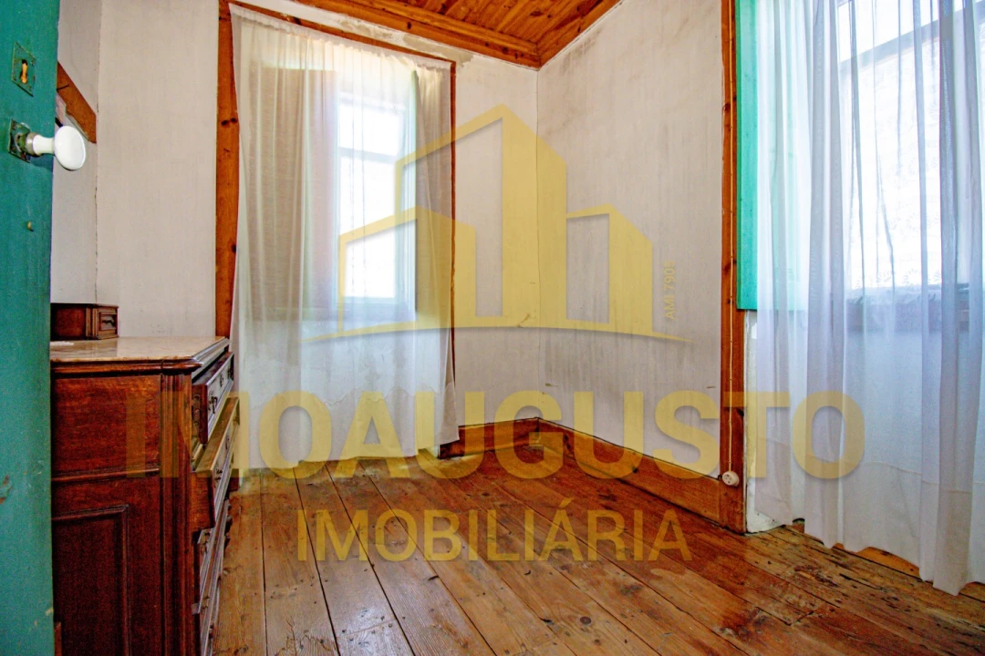 Moradia T4 para Venda em Jarmelo São Pedro Foto 11