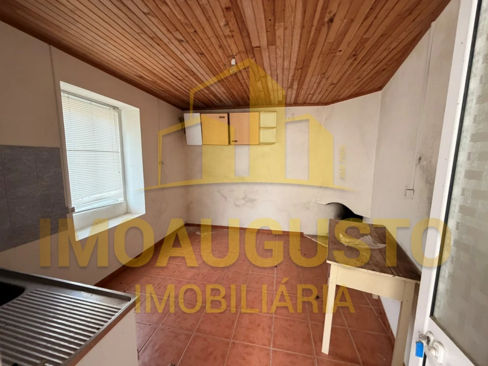 Moradia T3 para Venda em São Paio Foto 16