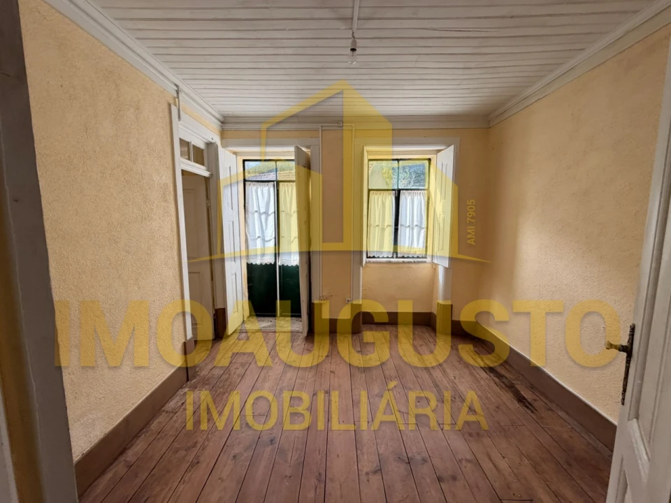 Moradia T3 para Venda em São Paio Foto 19