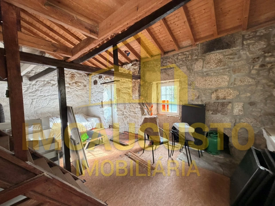 Moradia T3 para Venda em São Paio Foto 33