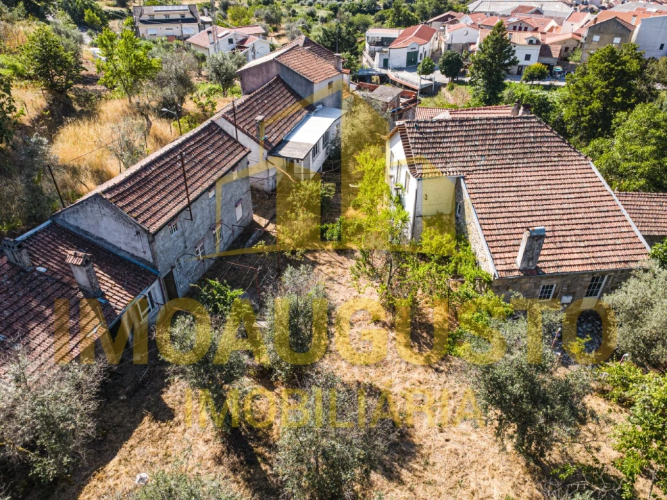Moradia T3 para Venda em São Paio Foto 7