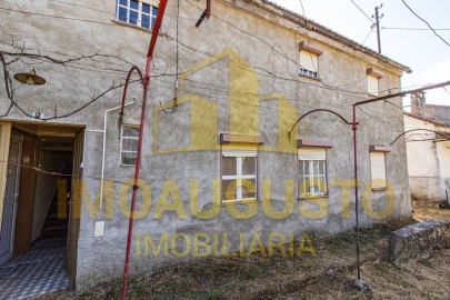 Moradia T3 para Venda em São Paio